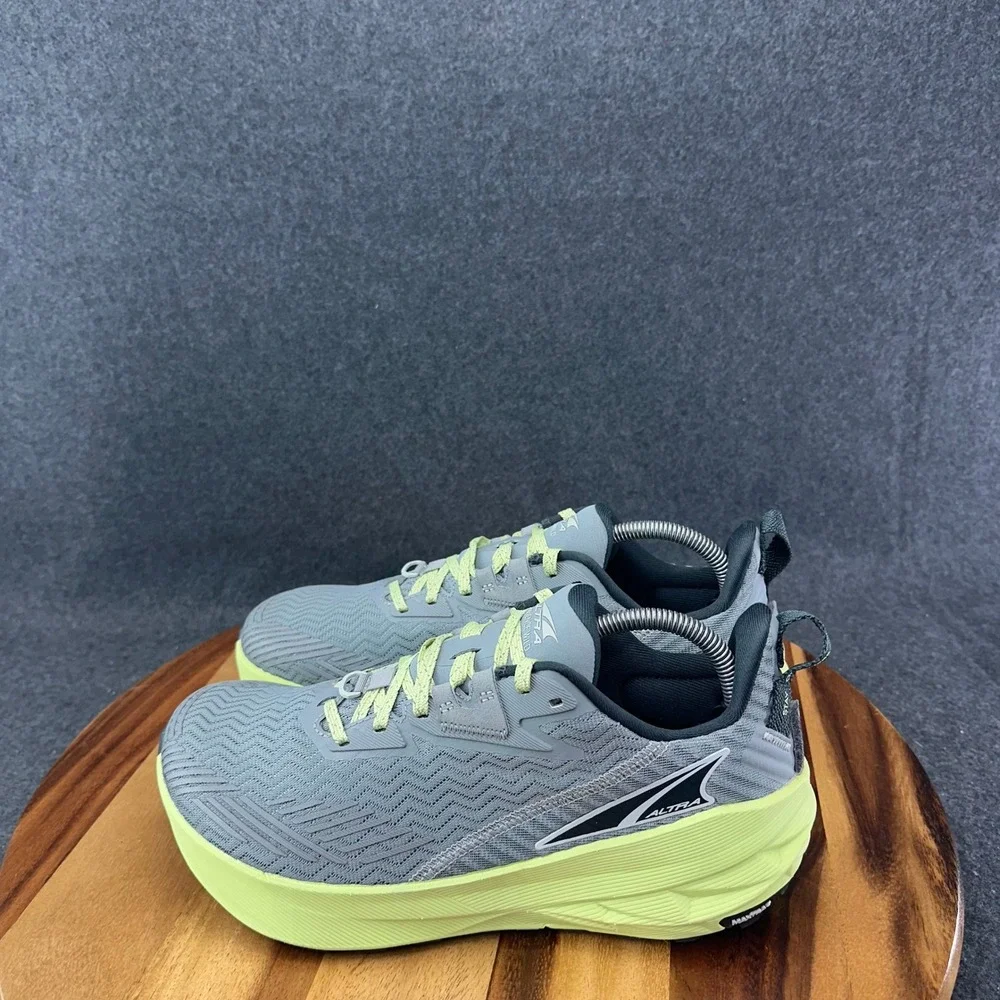 Altra Experience Wild Mens Gray Athletic Road Running Shoes Sz US 9 Worn Once